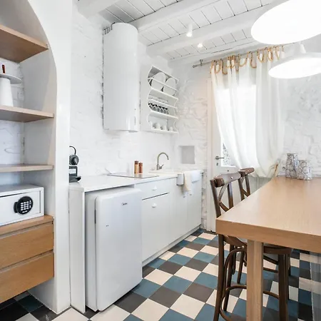 Verros Hut - Mini Pool *