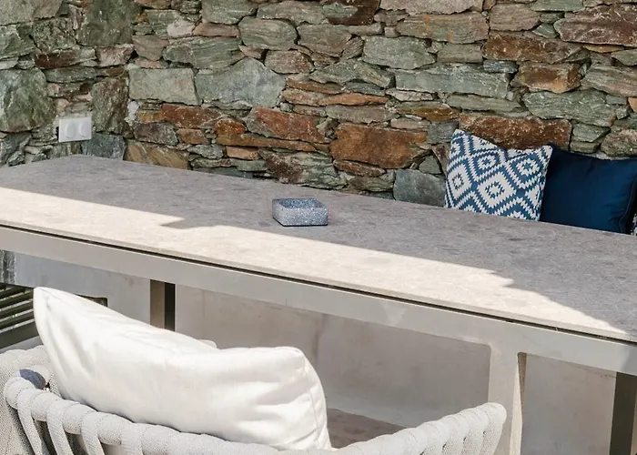 Verros Hut - Mini Pool فيلة *